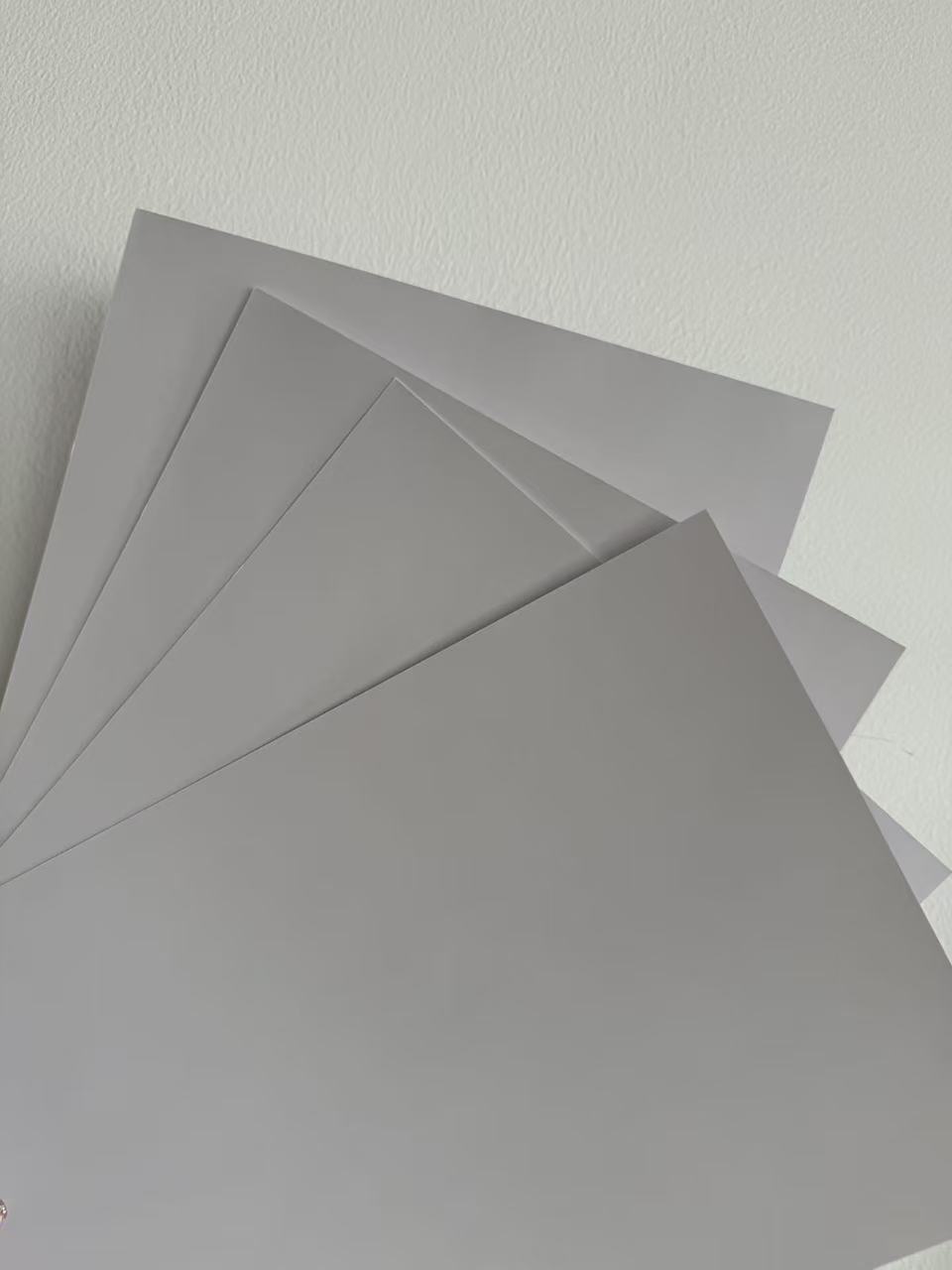 Starspark /IPSUN Chemical Pulp C2s Art Card Board Paper Roll and Sheets for Packaging