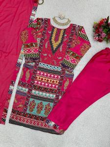 Kurti de algodón indio bordado a mano para mujeres, fábrica de ropa étnica de bajo precio, venta al por mayor, Kurti de mujeres y niñas - Product Image 5