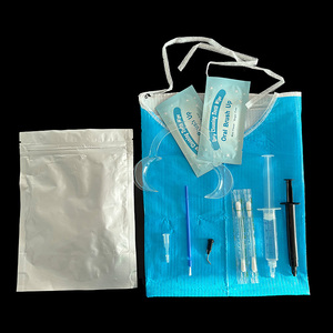 <span class=keywords><strong>Kit</strong></span> professionnel de <span class=keywords><strong>blanchiment</strong></span> <span class=keywords><strong>dentaire</strong></span> en cabinet, force 38% HP, ensemble complet de <span class=keywords><strong>blanchiment</strong></span> <span class=keywords><strong>dentaire</strong></span> avec protège-gencives et rétracteur - Product Image 2