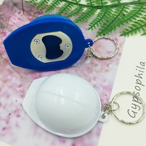 Llavero Multifuncional Creativo con Abrebotellas en Forma de Casco, Colgante para Llaves, Herramienta Pequeña y Práctica de Llevar - Product Image 1