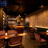 Meubles de bar complets sur mesure, comptoir de bar en bois, banquettes, décoration intérieure pour restaurant et café