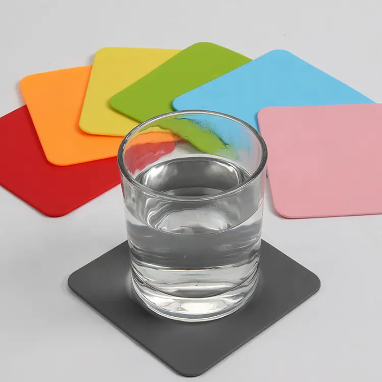 Toptan kare silikon bardak içecekler için içecek sehpa çay bardağı kupa Coaster su geçirmez yalıtım çay bardağı fincan altlığı