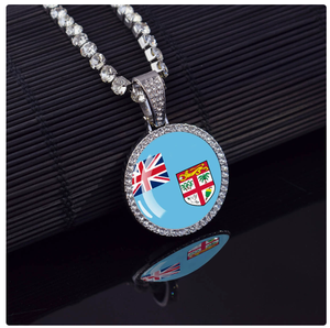 Collier en alliage avec drapeau <span class=keywords><strong>de</strong></span> <span class=keywords><strong>la</strong></span> <span class=keywords><strong>République</strong></span> tchèque entièrement serti <span class=keywords><strong>de</strong></span> diamants, accessoires <span class=keywords><strong>de</strong></span> mode, souvenirs, pour hommes et femmes, vente en gros - Product Image 5