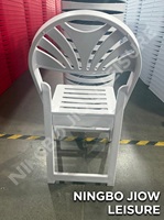 Chaise de jardin en résine - Pliante, empilable, légère et durable, mobilier d'extérieur pour la location, dossier ventilé