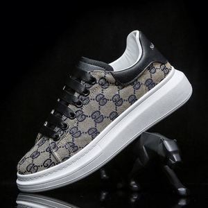 Zapatillas de Lujo Estilo Retro 2026, Nuevas Zapatillas de Hombre de Lujo, Tendencia de Moda, Antideslizantes, Transpirables, con Suela Gruesa, Cómodas para Caminar - Product Image 5