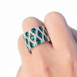 Bague géométrique en forme de X plaquée or blanc avec zircon cubique rouge rond pour femme, alliance de mariage, produit artisanal en gros - Product Image 1