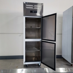 Équipement de réfrigération à refroidissement direct 460l Réfrigérateur en acier inoxydable Congélateur en acier inoxydable Réfrigérateur - Product Image 6