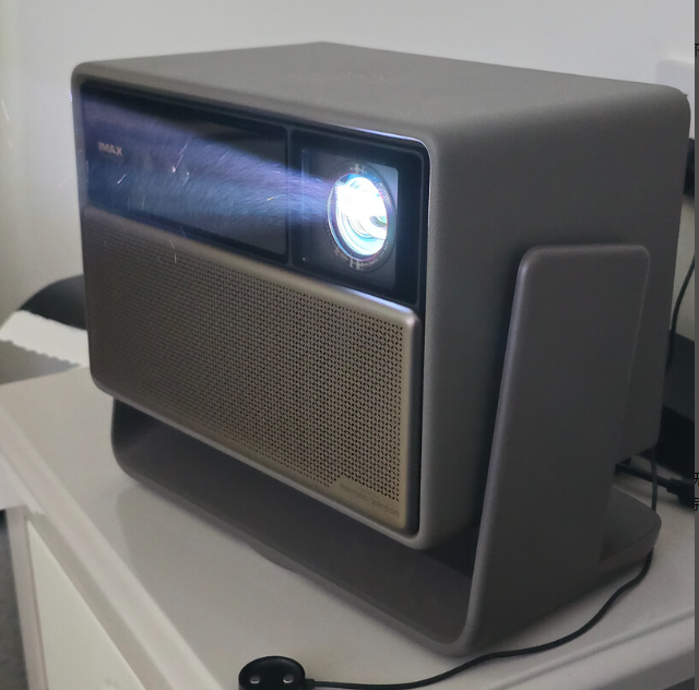 XGIMI RS20 Ultra Max Three-color Laser 4K Projector with 6100ISO Brightness for Home Theater and Gaming, 240HZ