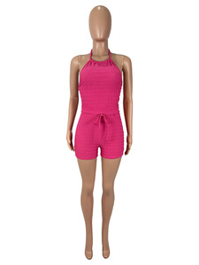 ชุดเซ็ตเสื้อครอปผูกคอแบบถักไหมพรมสุดเซ็กซี่และทันสมัยสำหรับผู้หญิงขายดี พร้อมกางเกงขาสั้นแฟชั่น - Product Image 4