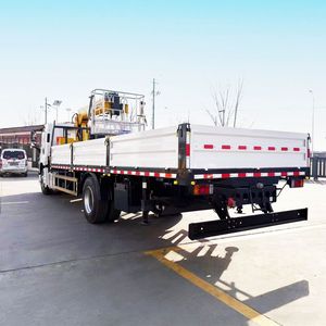 Grúa Móvil <span class=keywords><strong>Autocargable</strong></span> de 10 Toneladas Marca Zoomlion con Pluma Telescópica y Motor Hidráulico, Solución Eficiente de Grúa Móvil - Product Image 2
