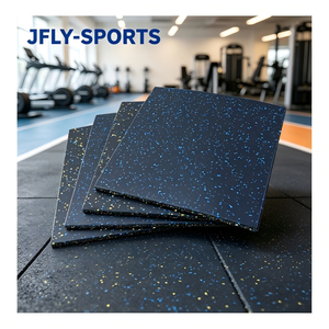 Les dalles de sol en caoutchouc antistatiques réduisent la production d'électricité statique dans les environnements de fitness intérieurs secs pour les utilisateurs de salles de sport. - Product Image 1