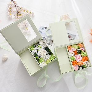 Venta al por Mayor de Fábrica: Caja de Rosas Preservadas con Empaque Acrílico, Rosas Eternas e Inmortales para Graduación y Navidad - Product Image 5