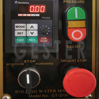 Machine à rembourrage pour tissu de rembourrage, machine à rembourrage de laboratoire