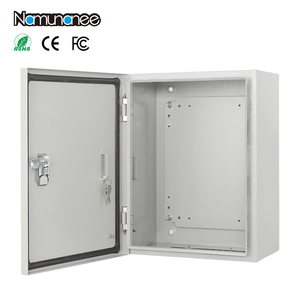 صندوق معدني خارجي مقاوم للماء IP65 لتوزيع الطاقة الإلكترونية ولوحة التحكم الكهربائية - Product Image 1