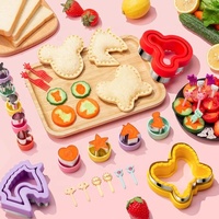 48Pcs Pemotong & Penyegel Sandwich untuk Bekal Anak, Pemotong Bentuk Buah & Kue, Pembuat Sandwich Tanpa Kulit, Pemotong Sayuran