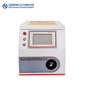 Machine automatique de dénudage, torsion et sertissage de fils Dinggong DG-E01 avec alimentation par bol vibrant, temps de cycle de 2,5 secondes, pour bornes tubulaires - Product Image 3