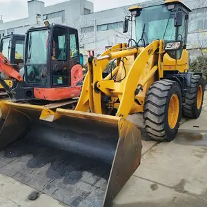 Günstiger Preis 1,5 Tonnen 2 Tonnen Radlader Foto 90 Prozent neuer gebrauchter kleiner Frontlader