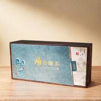 Boîte cadeau rigide de luxe de style livre, magnétique et personnalisable, avec inserts et finitions spéciales