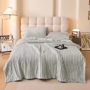 Chăn sofa thêu cao cấp 100% polyester, mùa thu đông, dày dặn, ấm áp, dùng được cho điều hòa, chăn ngủ cho phòng ngủ - Product Image 4