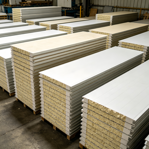 Fournisseur chinois de panneaux <span class=keywords><strong>sandwich</strong></span> en PU de 50 mm/75 mm/100 mm, panneaux <span class=keywords><strong>sandwich</strong></span> de toiture ondulés imperméables pour la construction industrielle - Product Image 1