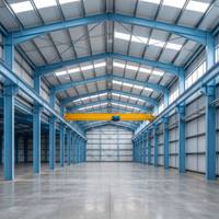Structure de charpente en acier préfabriquée sur mesure, robuste, pour entrepôt, avec conception personnalisée et installation rapide sur site