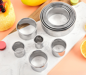 Coupemousse en acier inoxydable sans soudure pour les pâtissiers professionnels et les amateurs de pâtisserie maison - Product Image 2