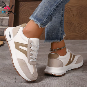 Zapatillas Blancas de Verano 2025 para Hombre, Diseño Transpirable de Malla, Cierre con Cordones, Versátiles, Deportivas, Casuales, para Estudiantes - Product Image 3