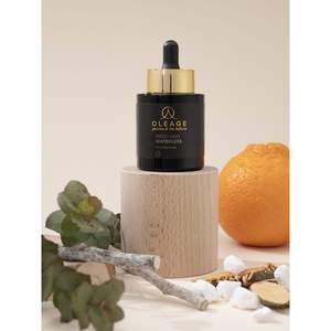 Suero Facial Reestructurante Clásico Oleage 30ml para Uso Doméstico, Reduce Poros, Antiarrugas, con Aceite de Camelia, Emú, Ginseng y Niacinamida - Product Image 3