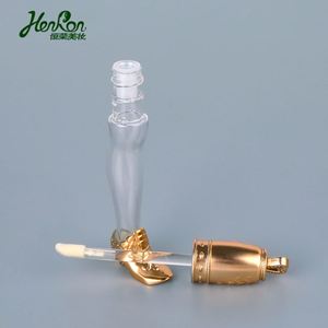 3.8Ml Jambe Forme Brillant Long Logo Personnalisé Brillant Conteneur Vide Cosmétique Tube Teinte À Lèvres Avec <span class=keywords><strong>Baguette</strong></span> Dorée - Product Image 3