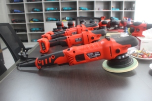 <span class=keywords><strong>Pulidora</strong></span> <span class=keywords><strong>Orbital</strong></span> para Autos de 8mm, Sistema de Rotación Forzada Platypus, 1200W, Compatible con Discos de 5 y 6 Pulgadas, Recubrimiento Cerámico, GA101 - Product Image 4