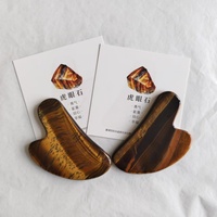 Planche de Gua Sha en œil de tigre naturel, forme cœur, pierre de massage en cristal, outil de soin du visage et spa, vente en gros
