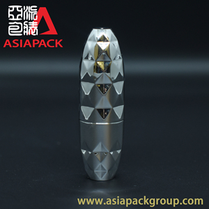 ลิปกลอสลิปมันกันน้ำ5ก. แพ็คเครื่องสำอางลิปกลอส5ก. พร้อมโลโก้ตามสั่ง - Product Image 1