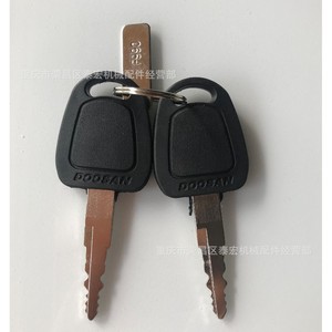 กุญแจสตาร์ท Doosan F990 สำหรับอะไหล่รถขุด - Product Image 1
