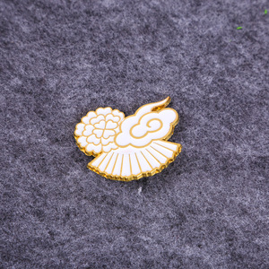Insignia metálica personalizada de anime y dibujos animados, forma irregular, pin esmaltado con cierre de mariposa para eventos, escuela, regalos de empresa - Product Image 1