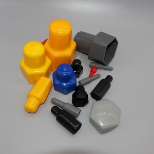 Capuchons de protection hexagonaux pour boulons et écrous en plastique - Product Image 6