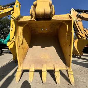 Excavatrice sur chenilles d'occasion Komatsu PC450 de 45 tonnes, équipement de construction, 90% neuve, Komatsu PC450 d'occasion - Product Image 2