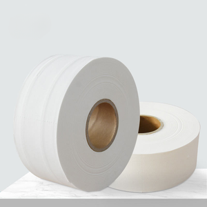 Papier toilette absorbant personnalisé 3 plis en pâte de bois vierge, gaufré/lisse, jetable, doux, en <span class=keywords><strong>rouleau</strong></span> unique, pour usage domestique - Product Image 1