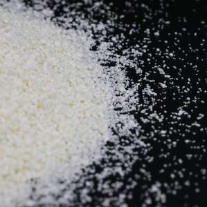 YOZA 100% Natuurlijke Cassave Kattenbakvulling - Stofvrij, snelklonterend, milieuvriendelijk, wit, 2,5 kg voor thuisgebruik - Product Image 3