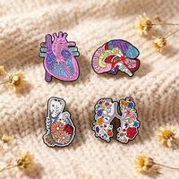 Groothandel Metal Cartoon Pins Schattige Menselijke Hart Organ Bloem Emaille Pin Creatieve Broche Badge Persoonlijkheid Kleding Accessoires
