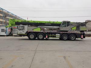 Grúa Zoomlion Usada de Alta Calidad de 80 Toneladas con Motor Weichai, Excelente Altura de Elevación para Obras - Product Image 5