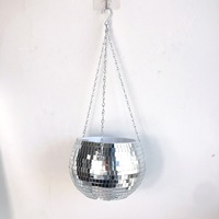 Meilleures ventes : Jardinière suspendue auto-arrosante en forme de boule disco, argentée, 15 cm et 20 cm, pour décoration extérieure et intérieure, rose