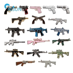 Produttore 3D croce pistola sparatutto lancia cecchino <span class=keywords><strong>fucile</strong></span> d'assalto arma da fuoco smalto risvolto spilla personalizzato pistola smalto spilla - Product Image 1
