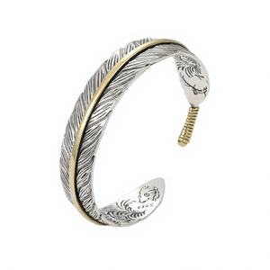 Bracelet manchette ouverte vintage en plumes, en alliage argenté, ajustable, bijou pour homme, cadeau - Product Image 4