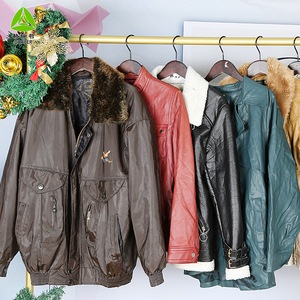 Chaqueta de Invierno Unisex de Cuero Gracer en Oferta, Usada, de Segunda Mano, Alta Calidad, Pedido Mínimo 45 kg - Product Image 3