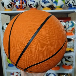 Balón de Baloncesto Promocional al por Mayor, Tamaño 5, Balón de Baloncesto de Goma con Logotipo Personalizado - Product Image 6
