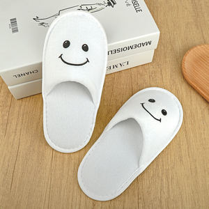 공장 도매 아동용 벨벳 미끄럼 방지 호텔 일회용 슬리퍼 - Product Image 1