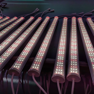 Nhà Máy Giá thấp T8 Ống 2ft 3ft 4ft làm vườn LED phát triển đèn trong nhà Veg nở giai đoạn nhôm đèn IP65 cho nhà kính - Product Image 3