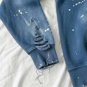 Sudadera con Capucha Personalizada de Algodón Vintage con Efecto Desgastado, Pintura Salpicada a Mano, Bordado 3D, Bordes Deshilachados y Capucha Acanalada para Hombre - Product Image 3