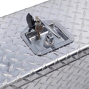 Herui HR-710-LTT 5052 Auvent de benne de pick-up en aluminium thermolaqué verrouillable 715mm X 320mm X 300mm pour plateau de pick-up Marché canadien - Product Image 2