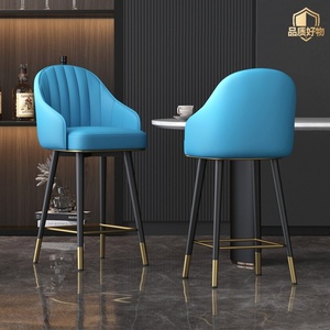 Silla de Comedor Minimalista de Estilo <span class=keywords><strong>Italiano</strong></span>, Taburete de Cuero de Alta Gama con Patas Metálicas para Uso Doméstico - Product Image 3